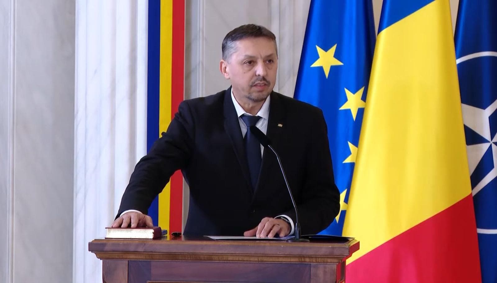 Daniel David demisionează din funcția de ministru al Educației. Motivul, refuzul noilor tăieri de fonduri