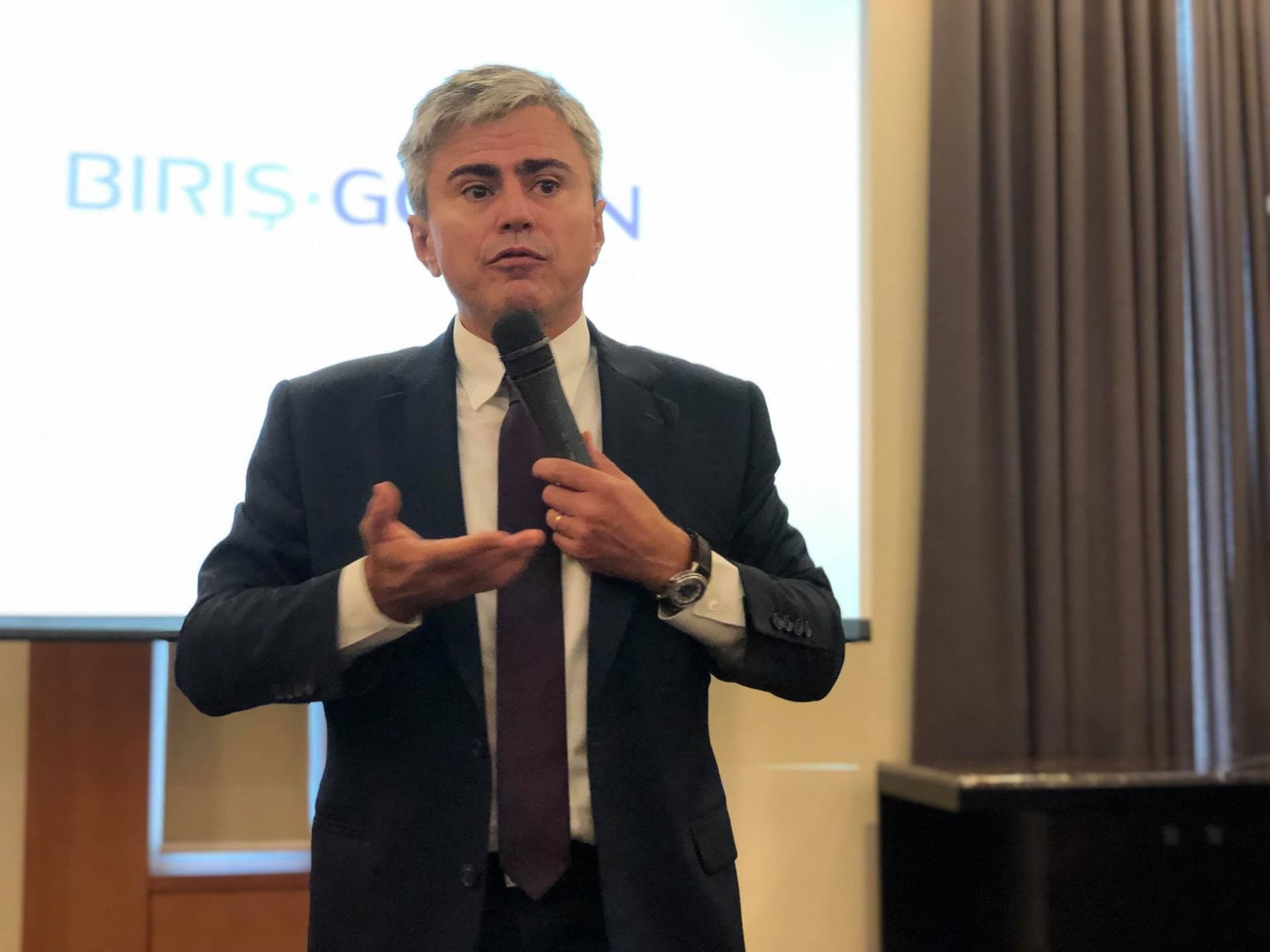 Gabriel Biriș: Suntem în continuare cu sabia lui Damocles deasupra capului