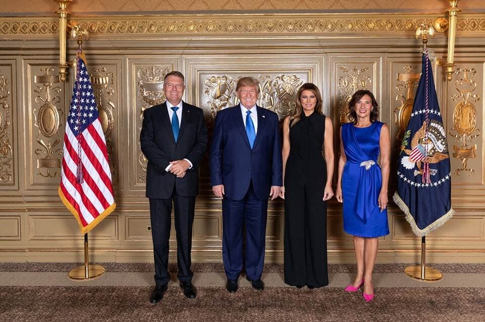 Lovitură de imagine! IOHANNIS și TRUMP, fotografia zilei