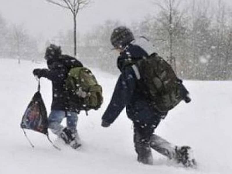 Școlile din județul Iași vor fi închise marți, 9 ianuarie