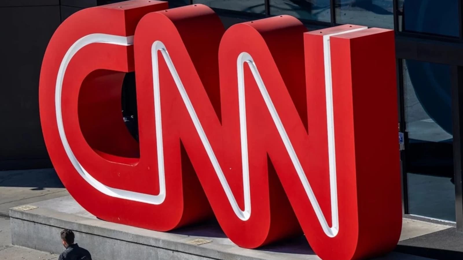 CNN, la vânzare? Paramount vrea astfel să salveze o mega-fuziune de 110 miliarde de dolari