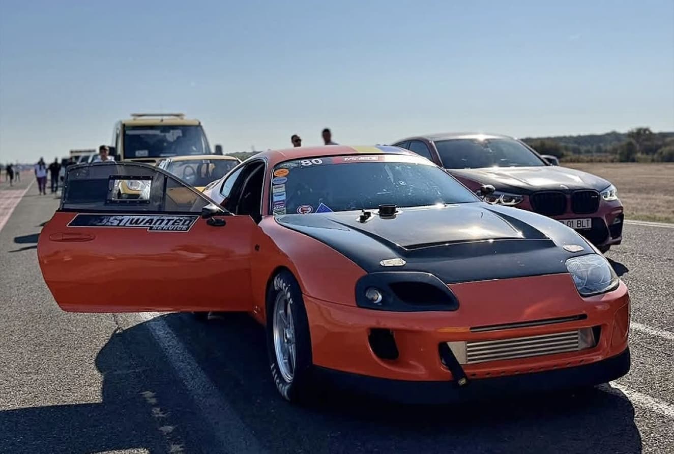 Aradul devine capitala vitezei. 165 de mașini și peste 165.000 CP la finala europeană de drag racing