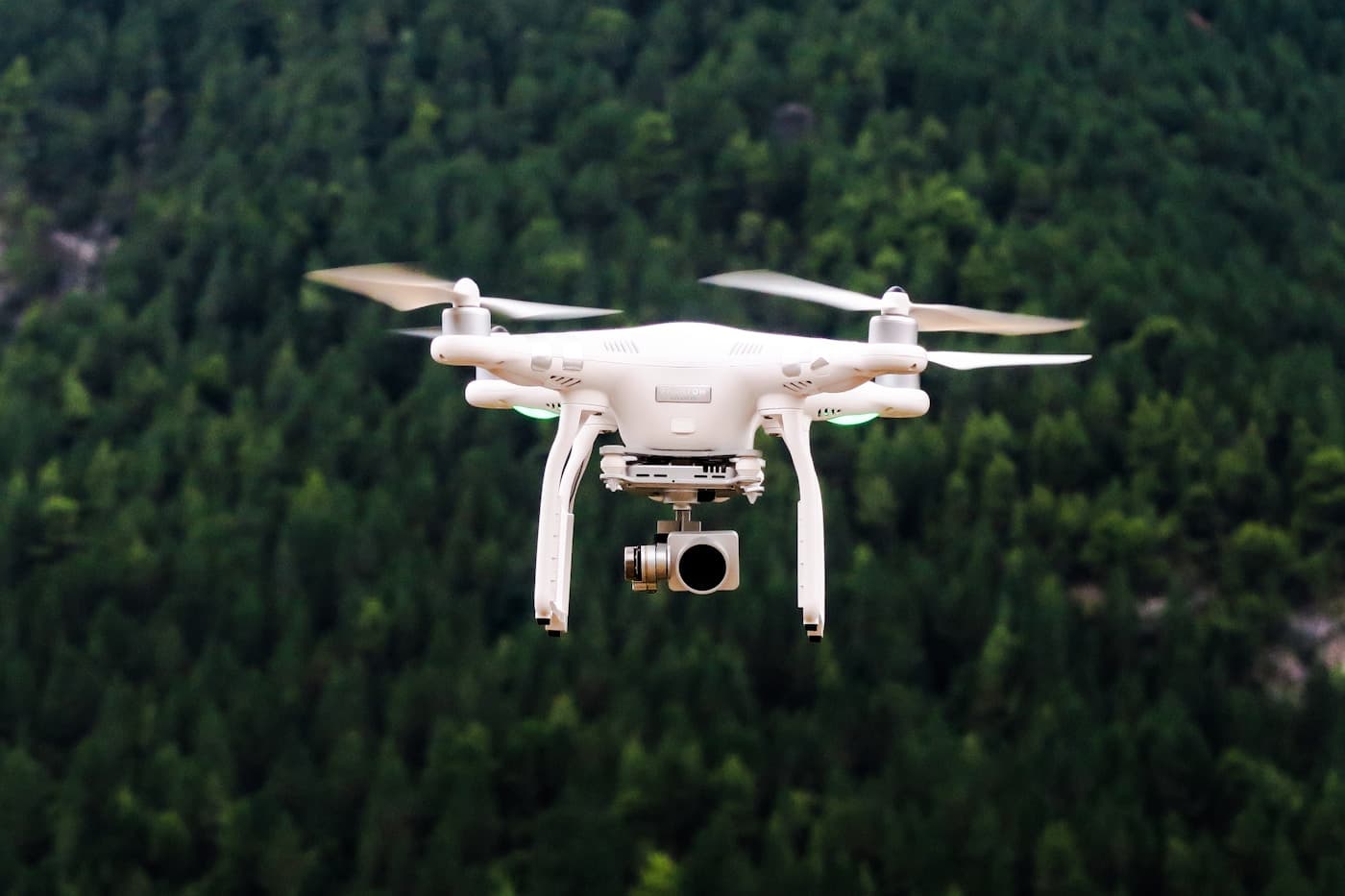 Rolex interzice dronele deasupra fabricii de 1 miliard de franci