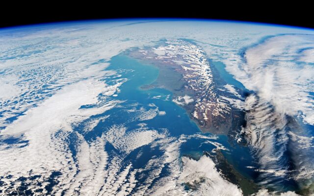 GALERIE FOTO Cum se vede iarna din spațiu: imagini spectaculoase surprinse de astronauții NASA în ultimii ani
