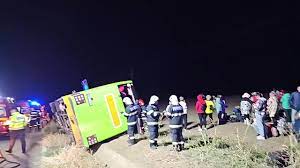 A fost activat Planul Roşu de Intervenţie. Un autocar cu pasageri s-a răsturnat în localitatea Hârșova, județul Constanța
