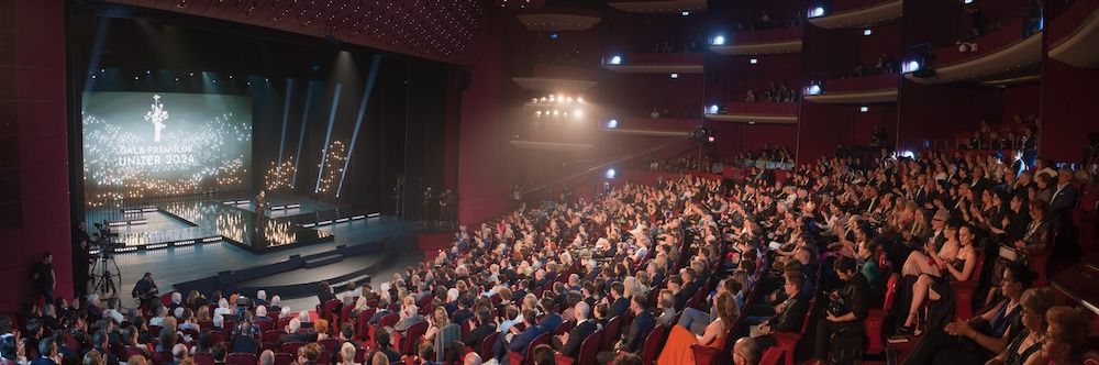 Gala UNITER 2024: Seara strălucirii în teatrul românesc /VIDEO! Oana Pellea și Dan Condurache, premiați pentru întreaga activitate